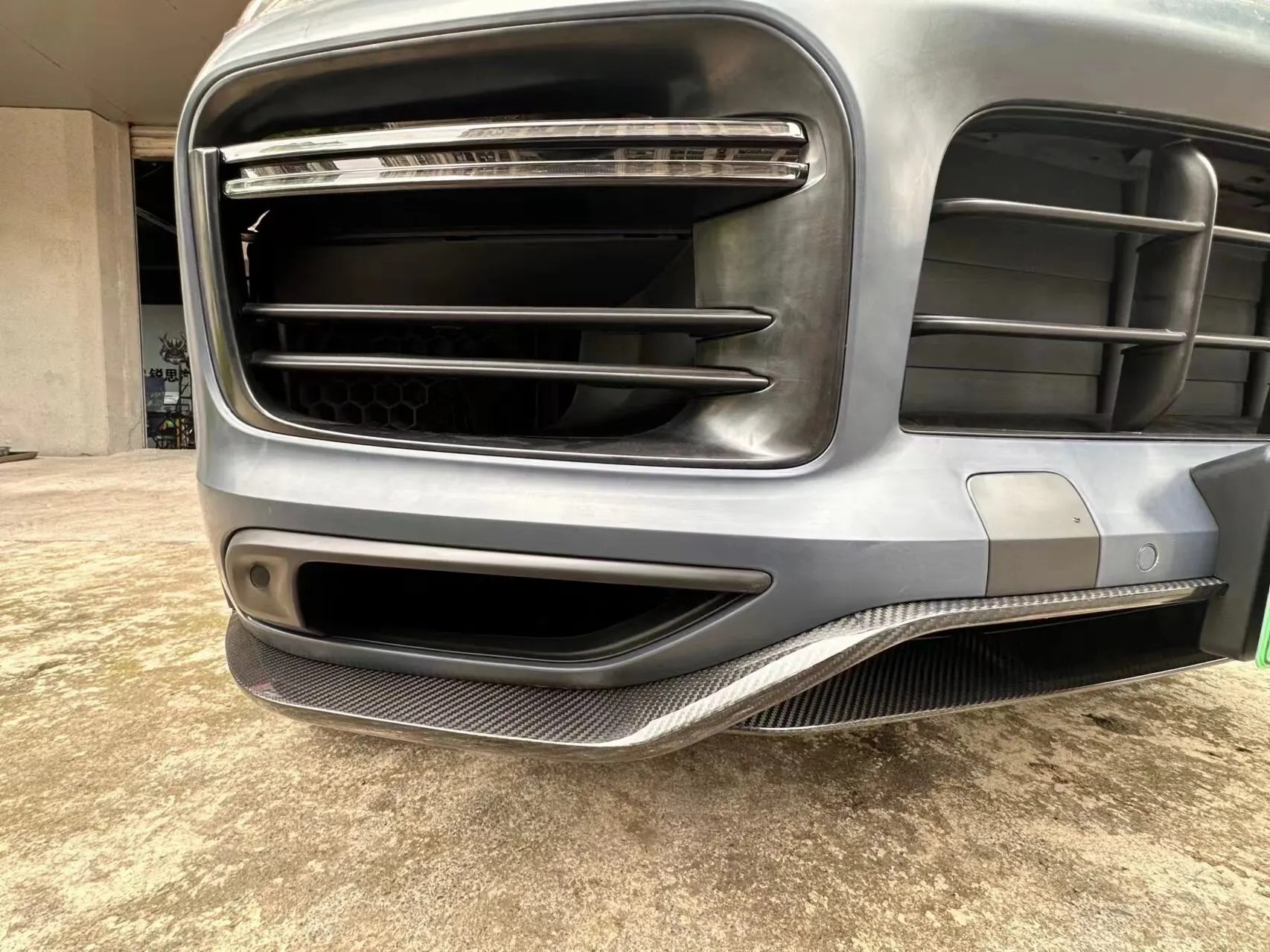 Suitable for   2018-2023 Upgrade SD Style Front Bumper + Turbo GT Style Carbon Fiber Front and Rear Lips